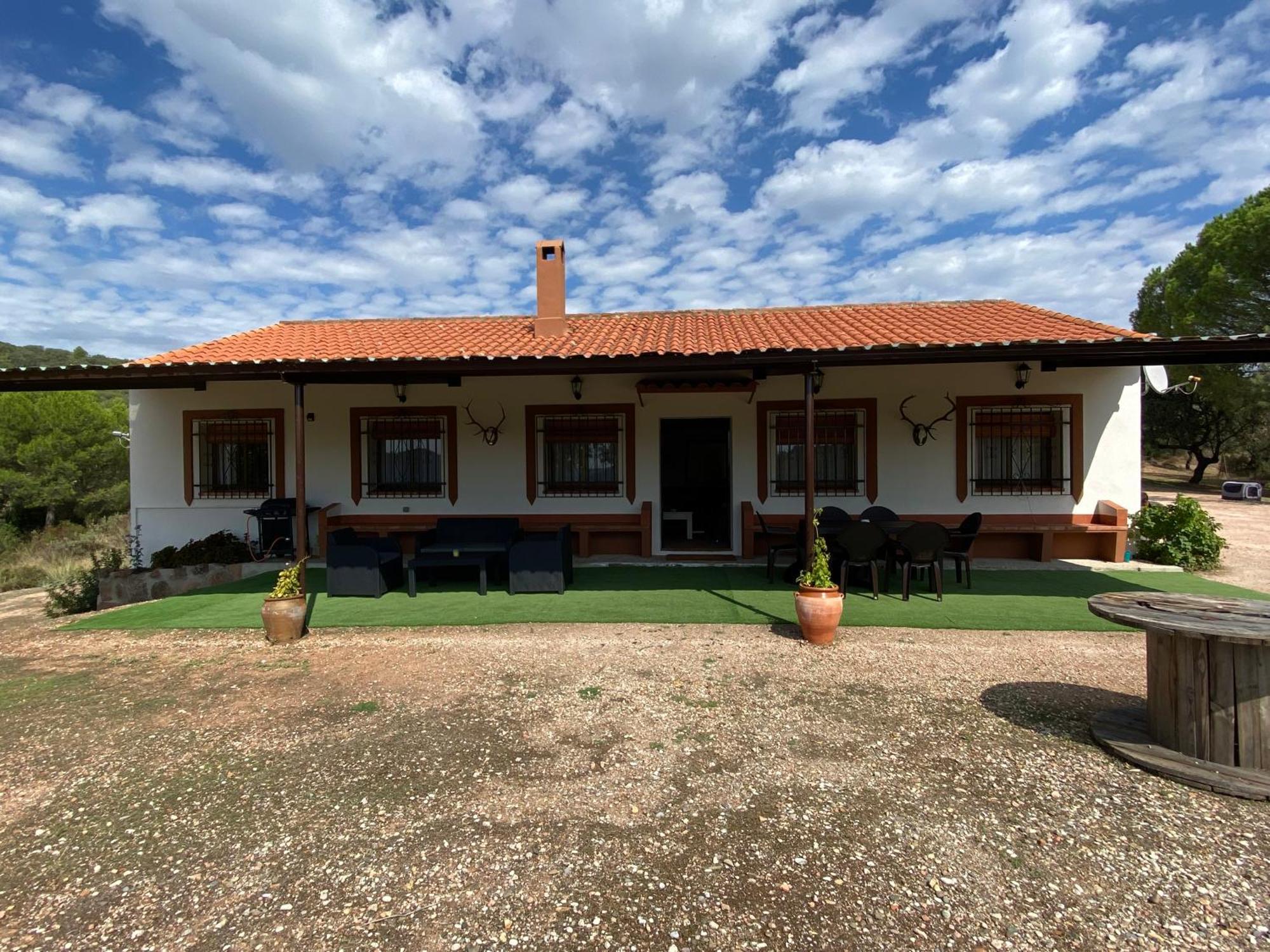 Las Chorreras Del Orejon 1 Villaviciosa de Cordoba Exterior photo